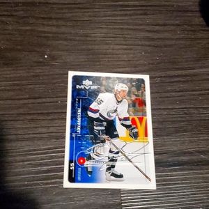 Signed Upper Deck Card Ed Jovanovski